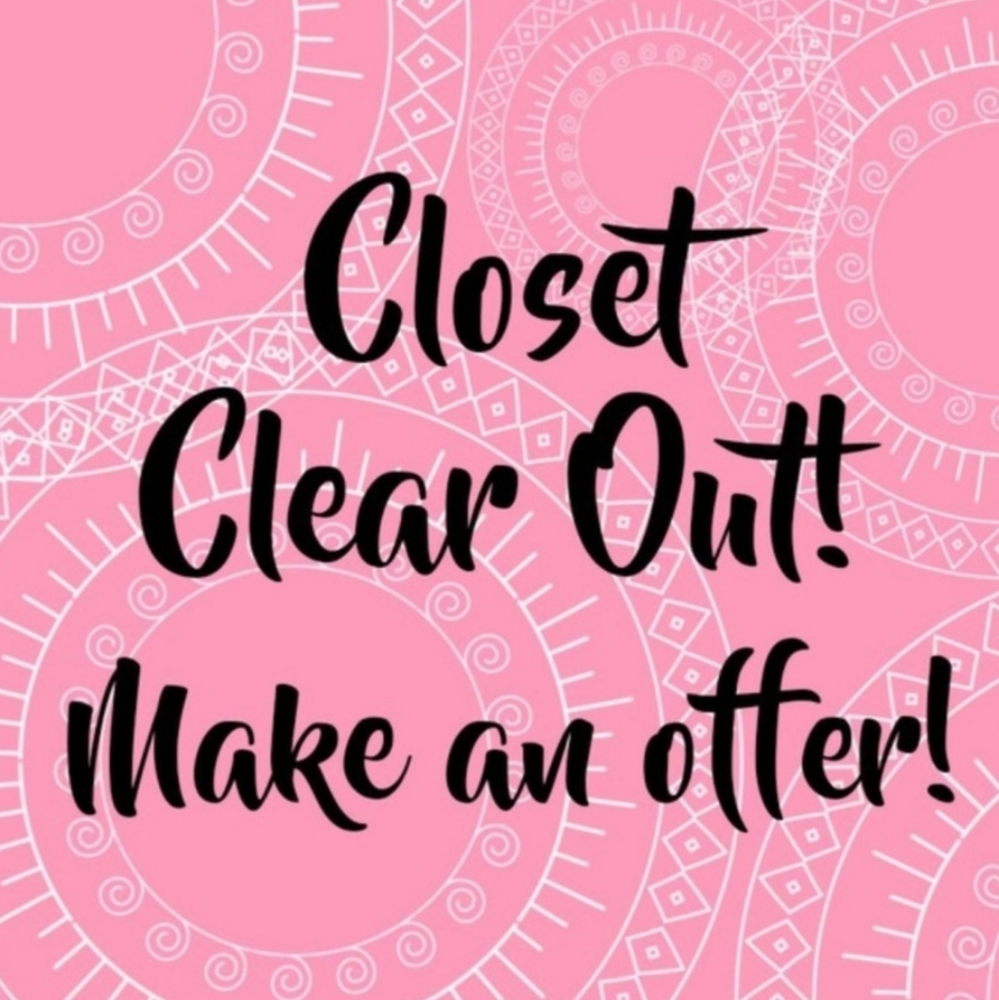 CLOSET CLEAR OUT MAKE AN OFFER!!!